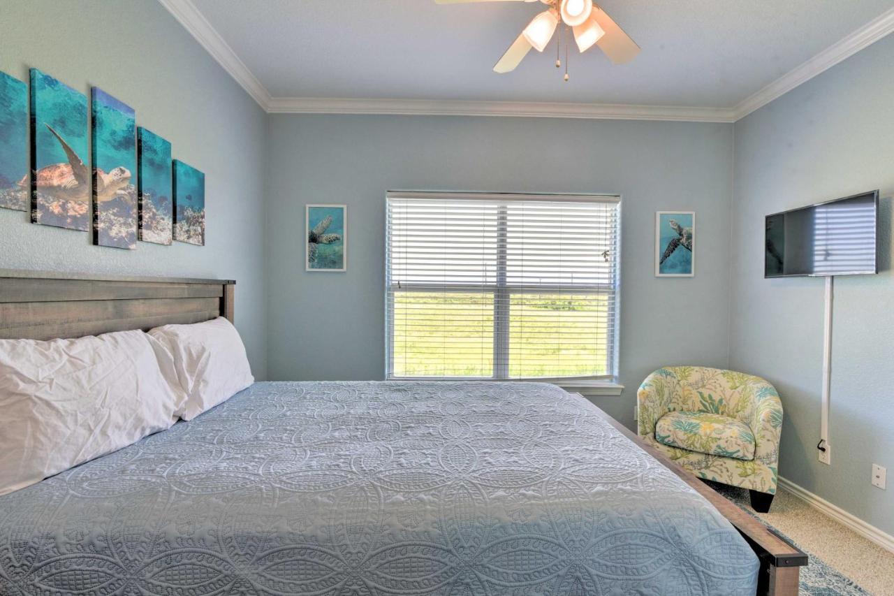 Bright Crystal Beach House, Walk To Coast! Bolivar Peninsula Exterior foto